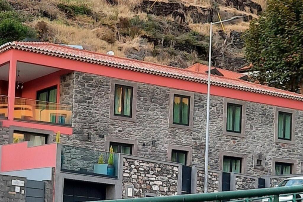 Chale Esmeralda - Charming Studios In Calheta Beach ภายนอก รูปภาพ