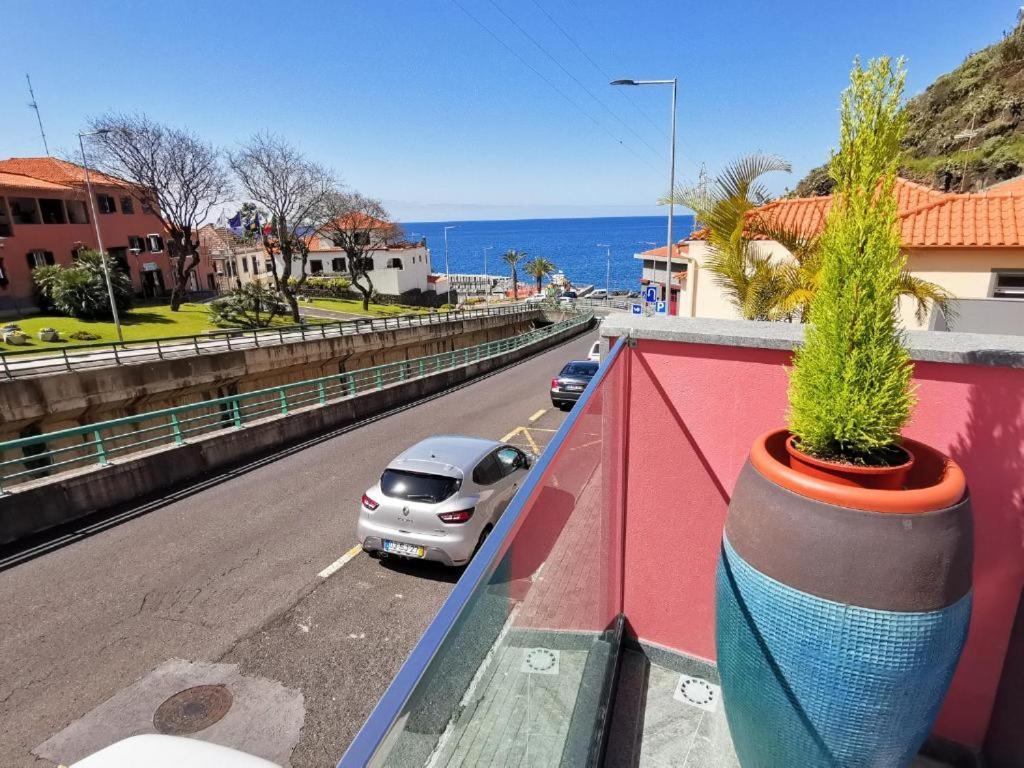 Chale Esmeralda - Charming Studios In Calheta Beach ภายนอก รูปภาพ